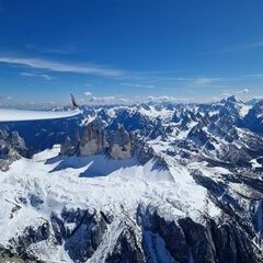 Flugwegposition um 12:57:49: Aufgenommen in der Nähe von Innichen, Autonome Provinz Bozen - Südtirol, Italien in 3318 Meter